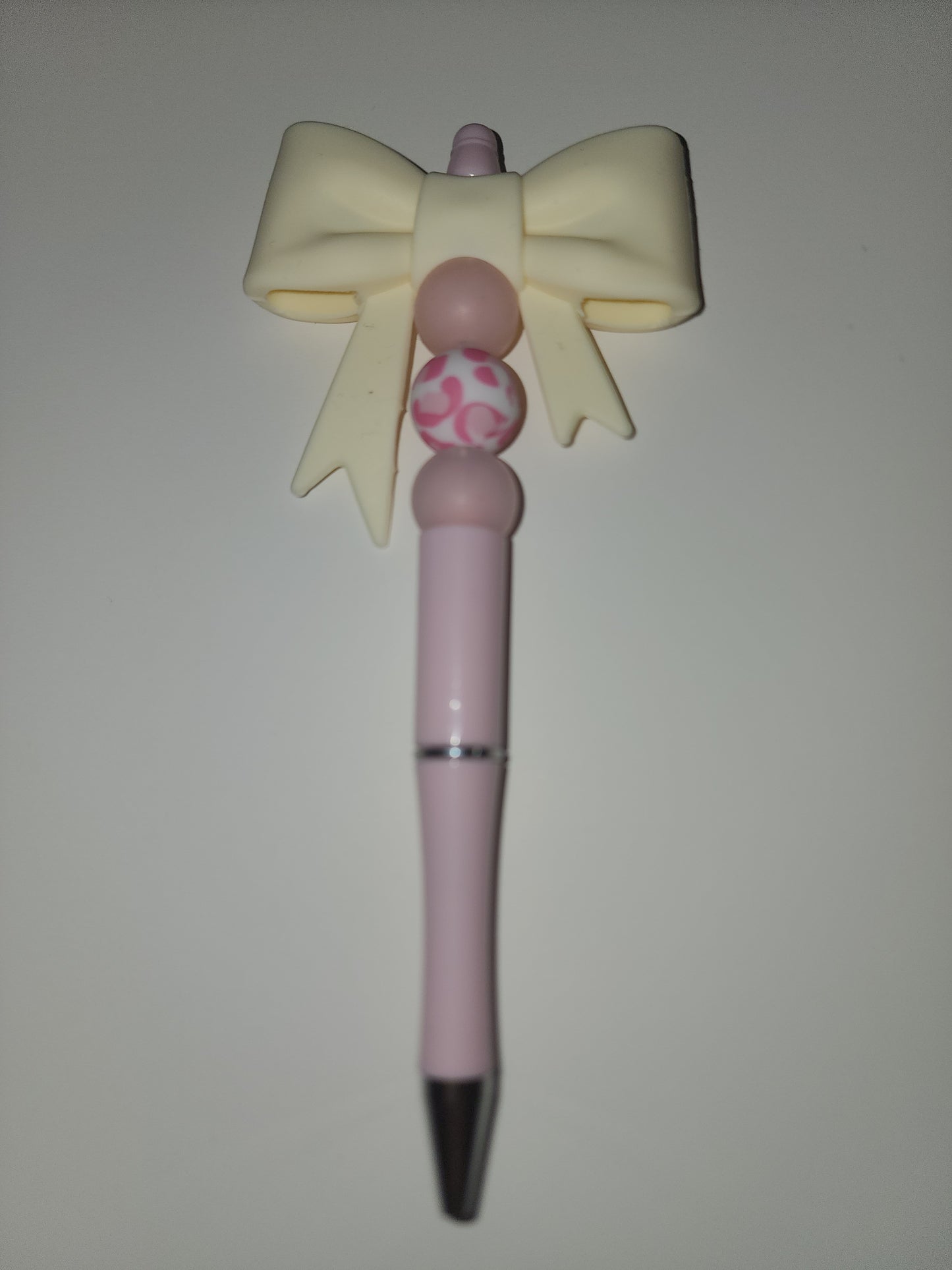 Big Bow Pens